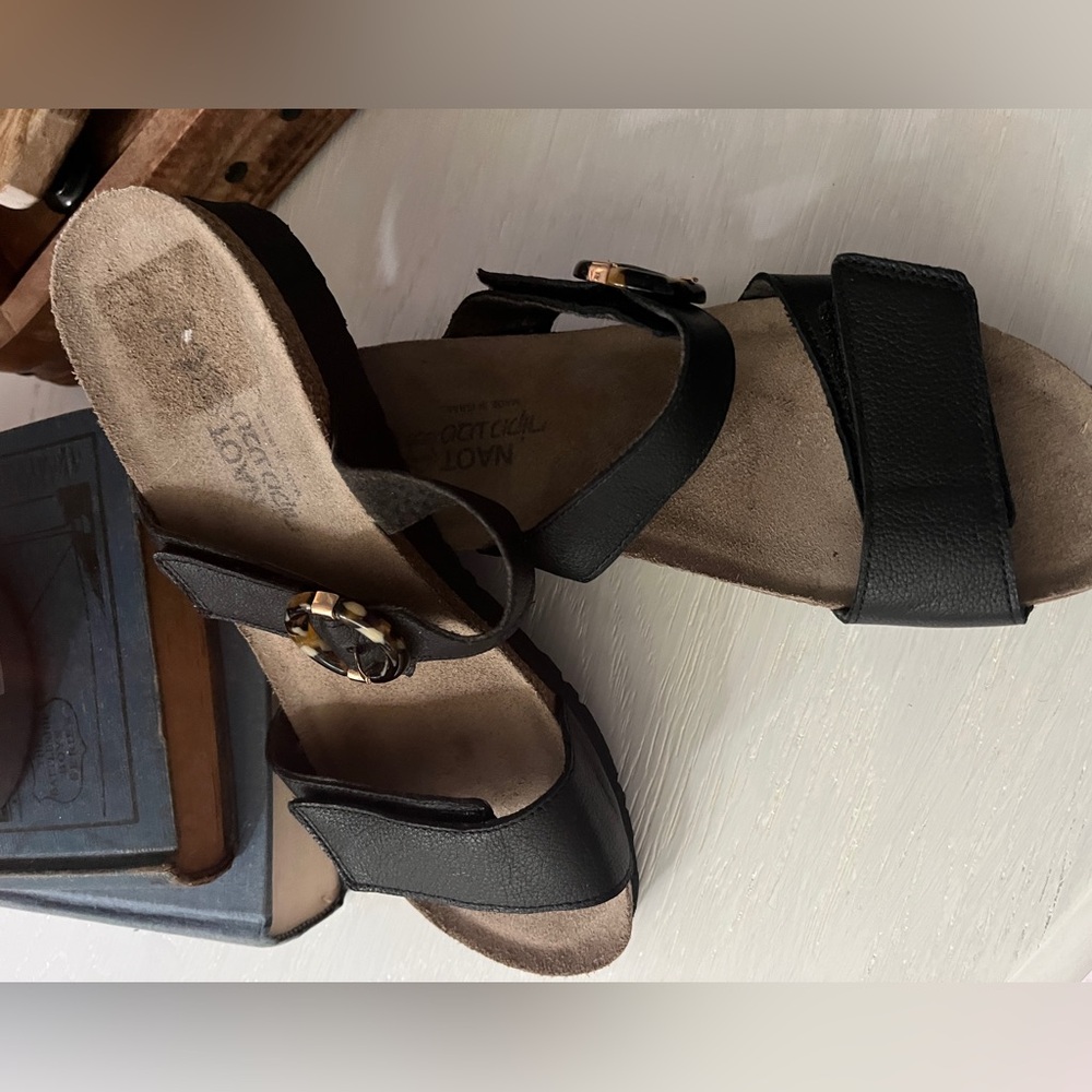 NAOT - Anabel Sandal - effortless slide sandal buckle Accent size 39 nwot - Picture 5 of 5